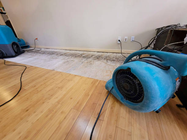 Professional Water Extraction technician working in Charlotte, NC